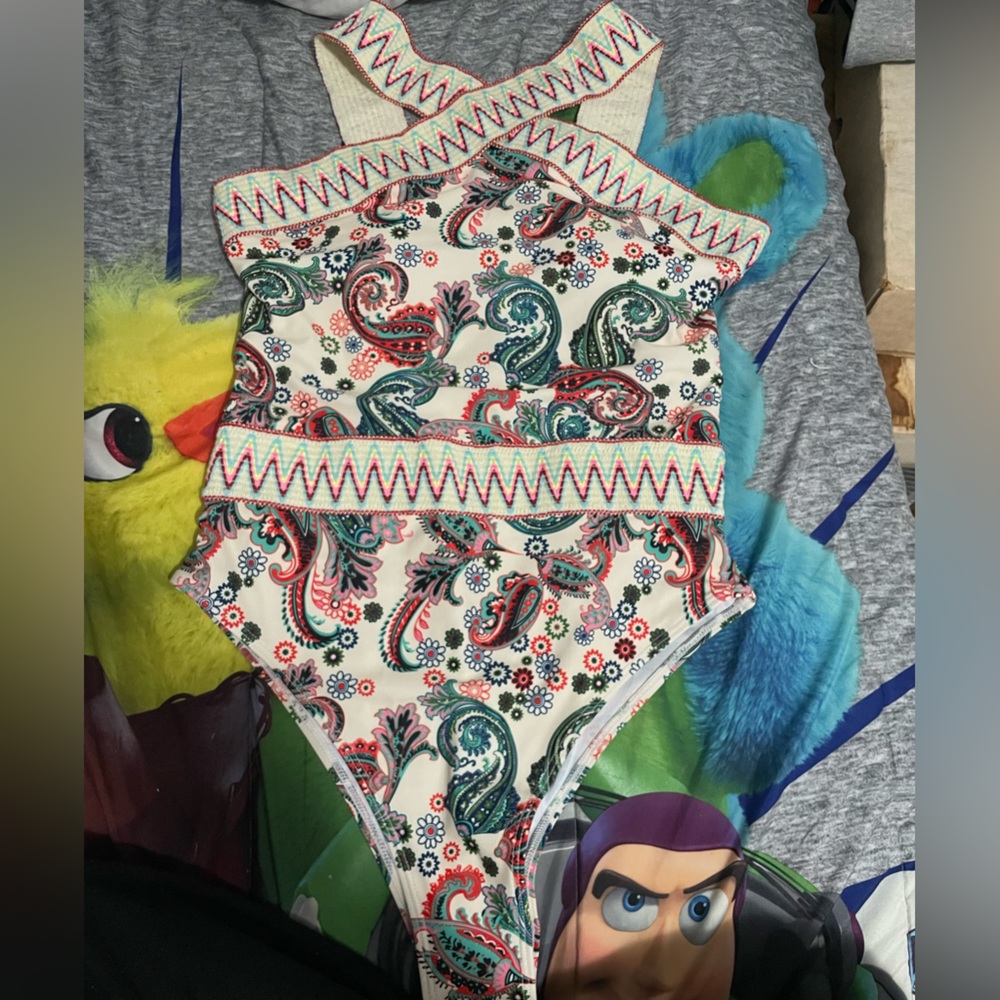 Bathing suit